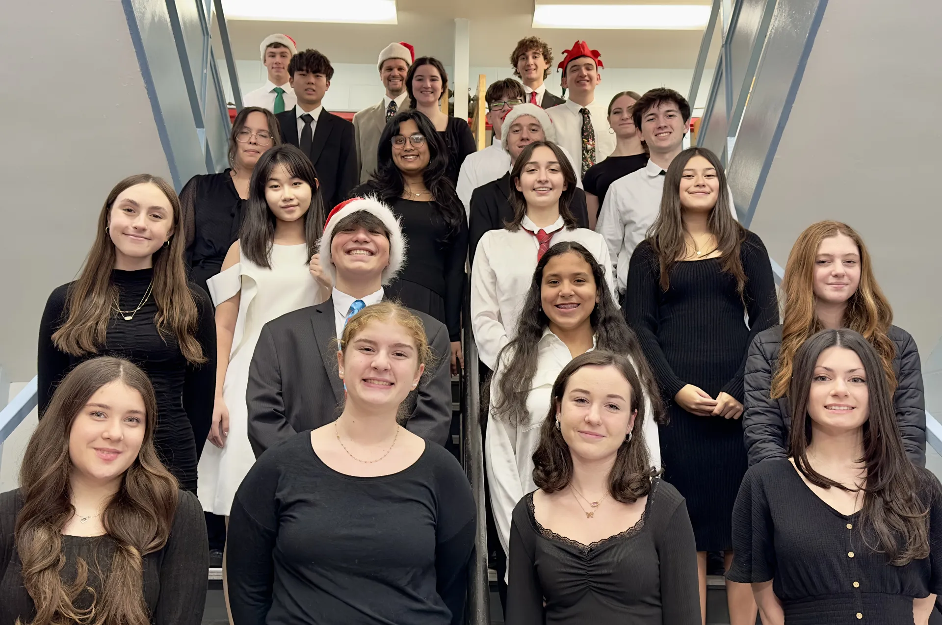 MacArthur's Winter Wind Ensemble Gives the Gift of Music During the Holiday Season - image002