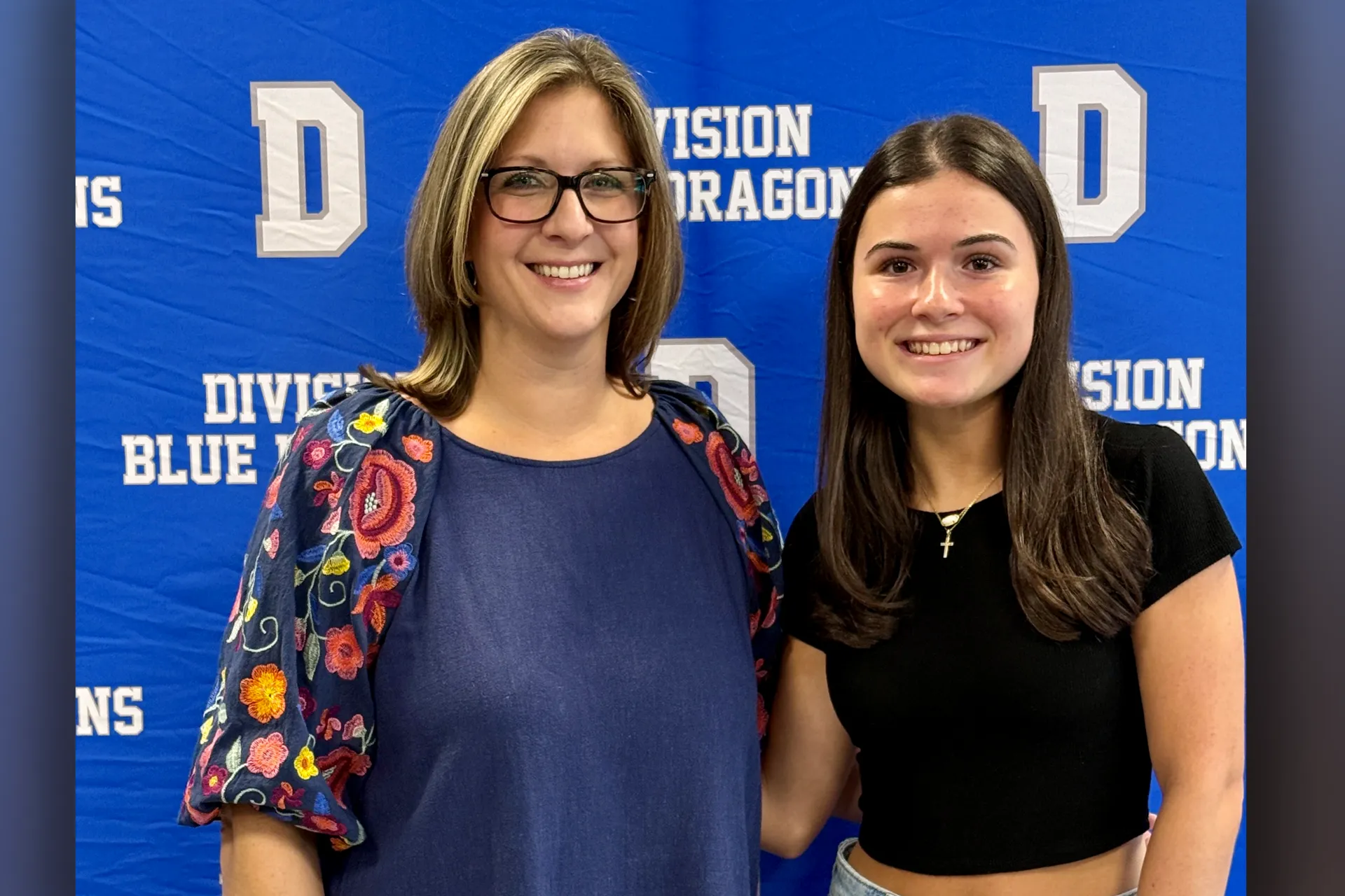 Division Avenue High School senior Alyssa Leshinsky has been selected to participate in the All-State Treble Choir. Division Avenue High School senior Alyssa Leshinsky has been selected to participate in the All-State Treble Choir.