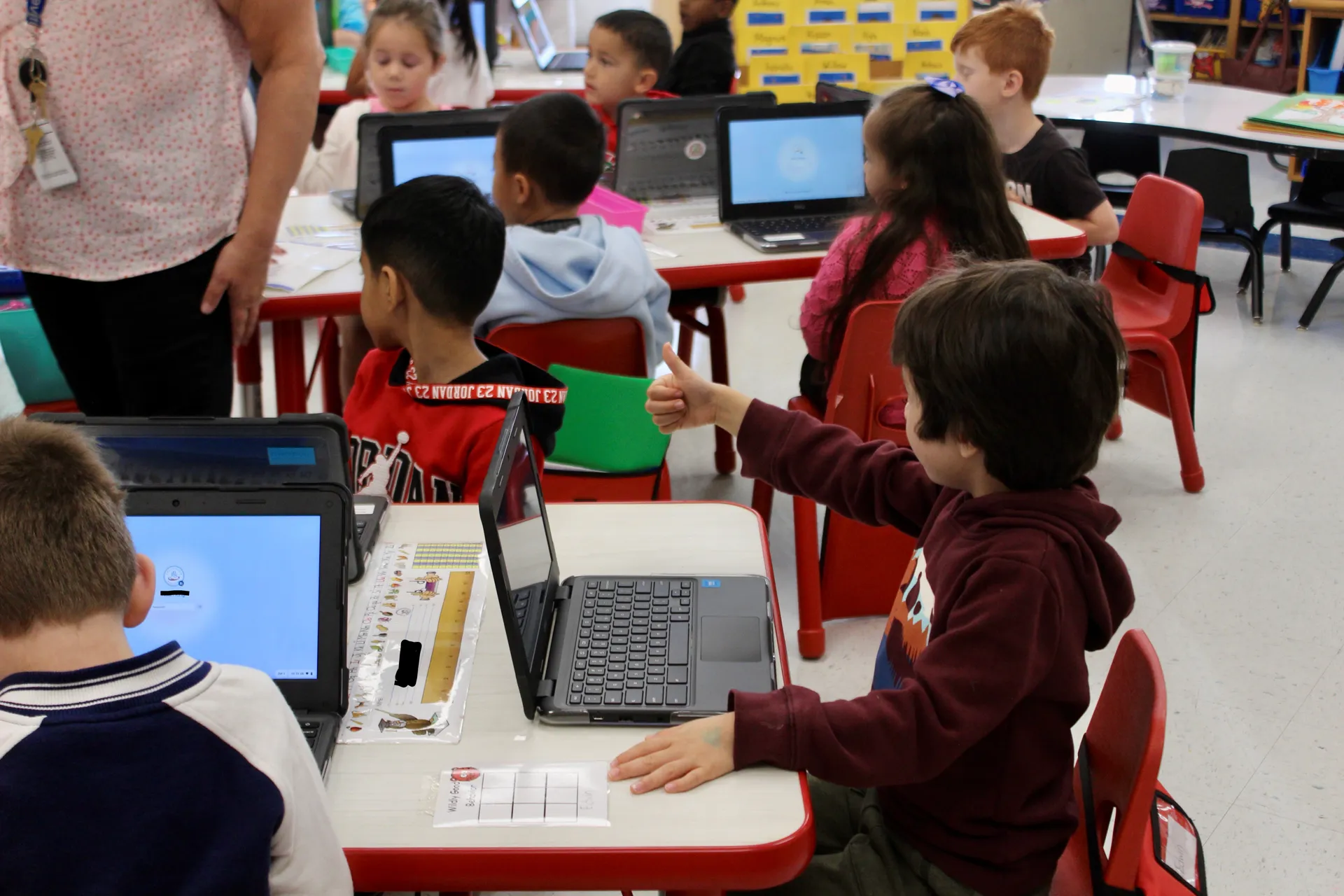 Abbey Lane Students Learn How to Use Their New Chromebooks - image004 Abbey Lane Students Learn How to Use Their New Chromebooks - image004