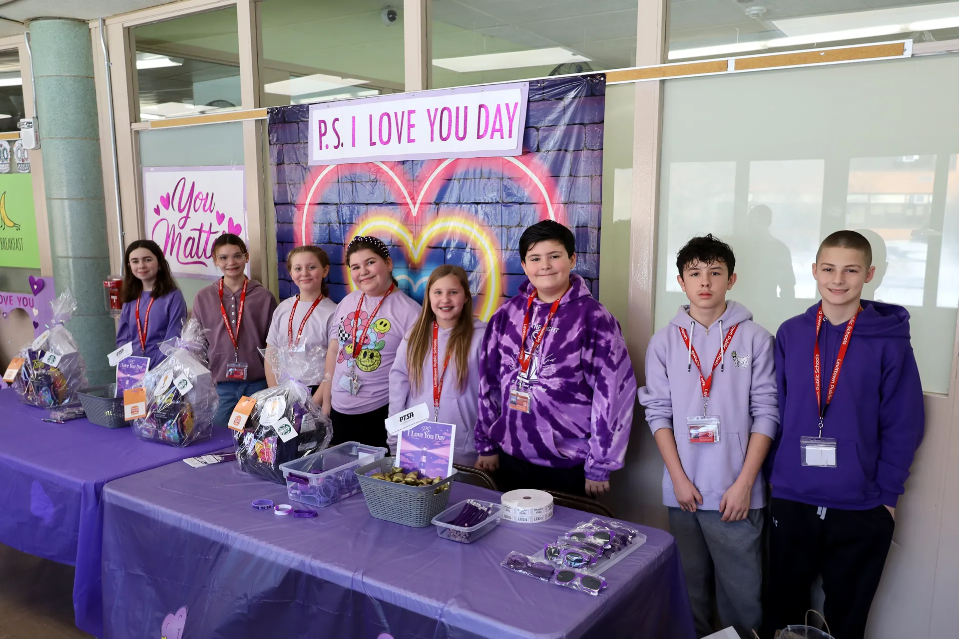 Levittown Schools Go Purple For P.S. I Love You Day