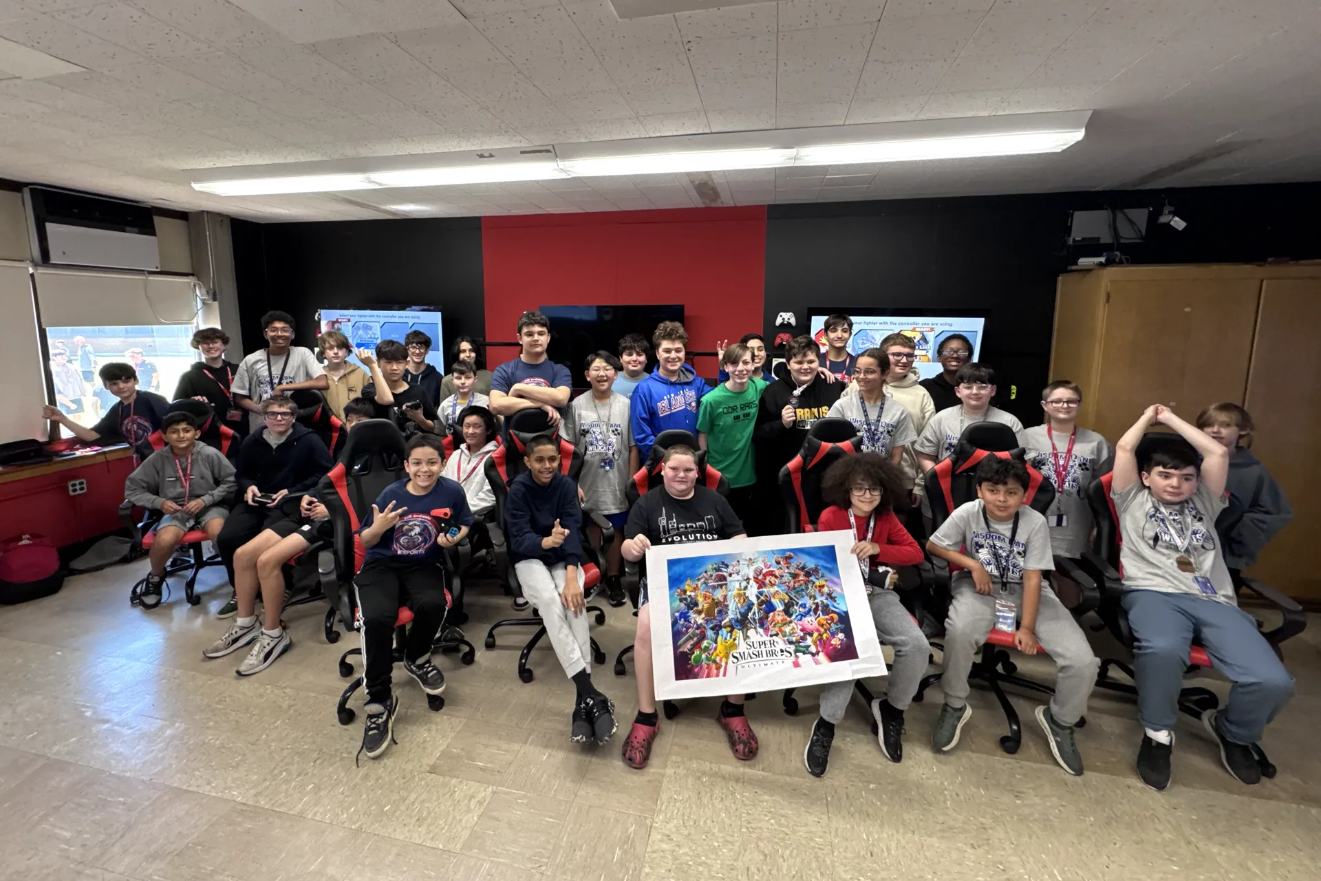 Middle Schoolers Face Off In E-Sports Competition At Salk
